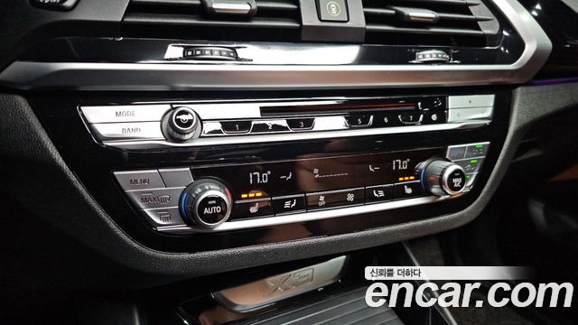 BMW X3 2019 — photo 23