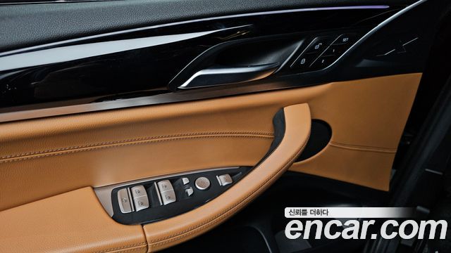 BMW X3 2019 — photo 31