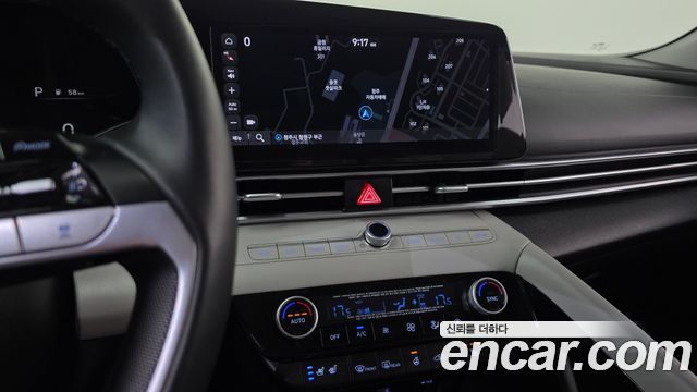 Hyundai AVANTE 2021 — photo 19