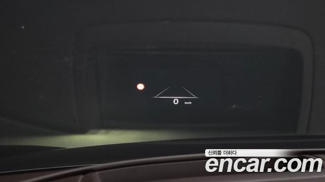 Genesis G90 2022 — photo 14