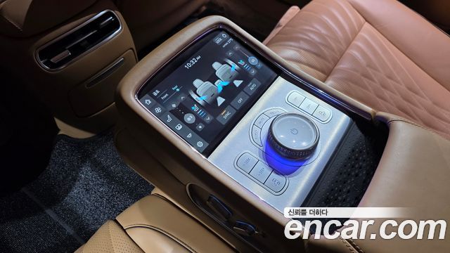 Genesis G90 2022 — photo 18