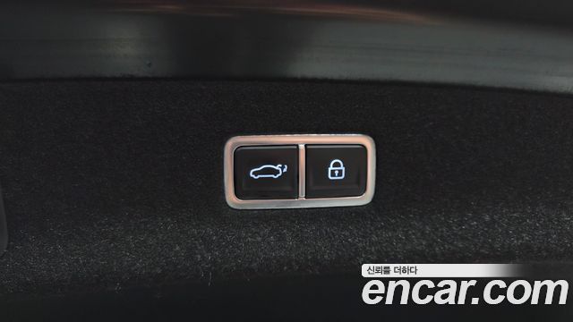 Genesis G90 2022 — photo 20