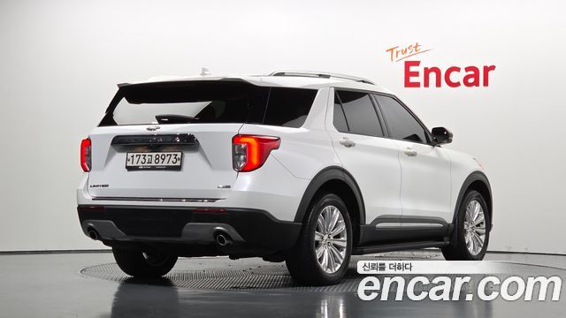 Ford Explorer 2020 — photo 2