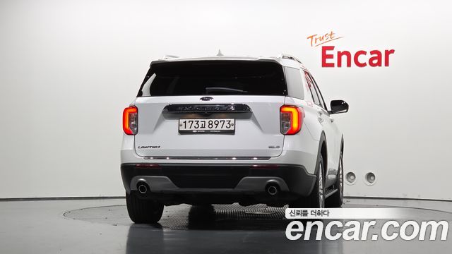 Ford Explorer 2020 — photo 4