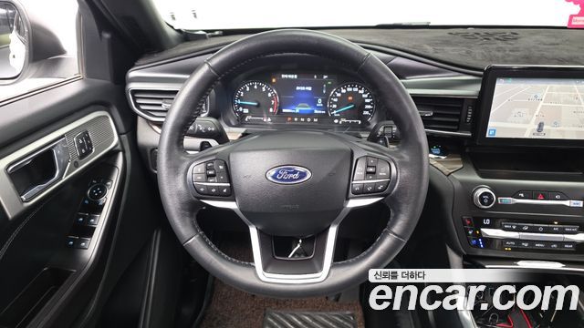 Ford Explorer 2020 — photo 19