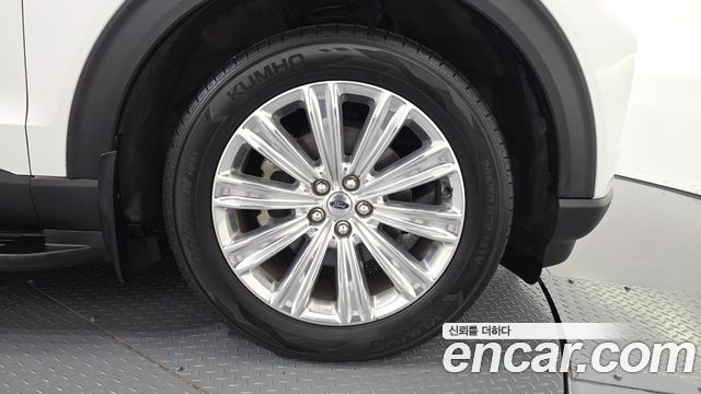 Ford Explorer 2020 — photo 7
