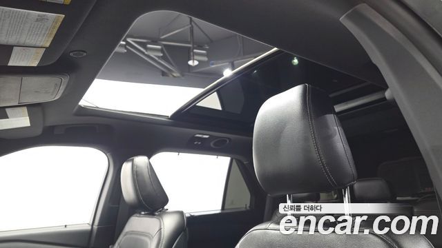 Ford Explorer 2020 — photo 28