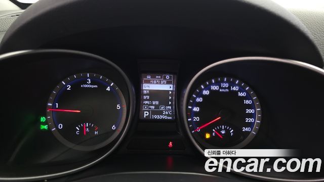 Hyundai Santafe 2015 — photo 8