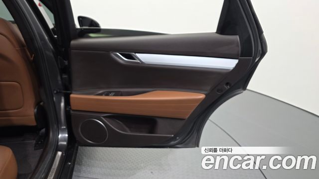Genesis G80 2021 — photo 15