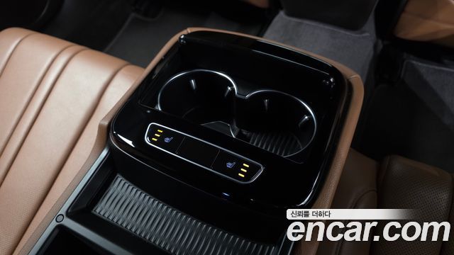 Genesis G80 2021 — photo 32