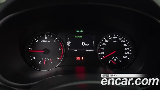 Kia Sportage 2016 — photo 8