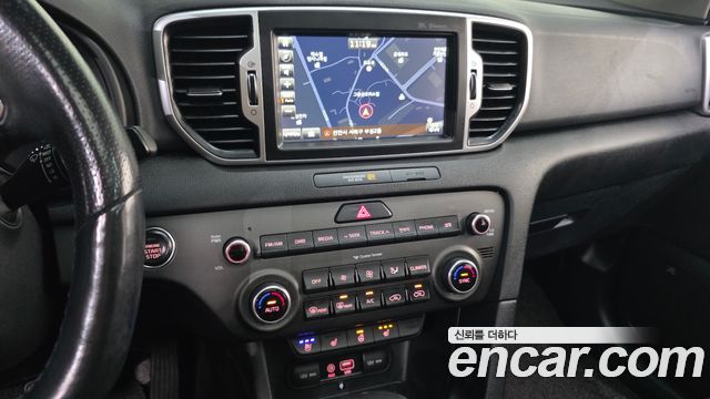 Kia Sportage 2016 — photo 13
