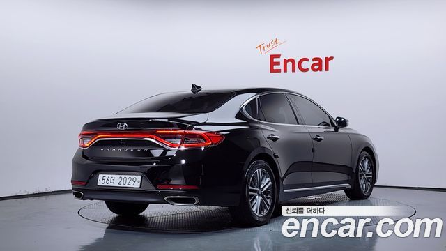 Hyundai Grandeur 2018 — photo 2