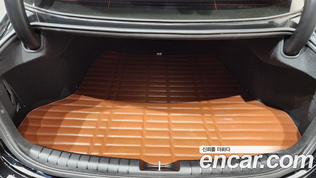 Hyundai Grandeur 2018 — photo 26