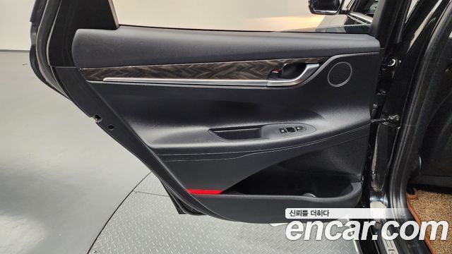 Hyundai Grandeur 2018 — photo 15