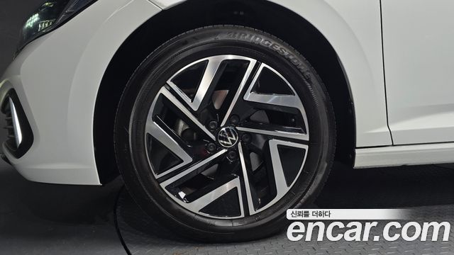 Volkswagen Jetta 2024 — photo 5