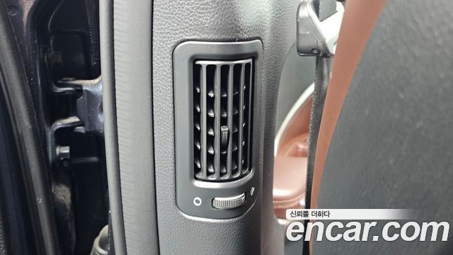 Hyundai Maxcruz 2017 — photo 27