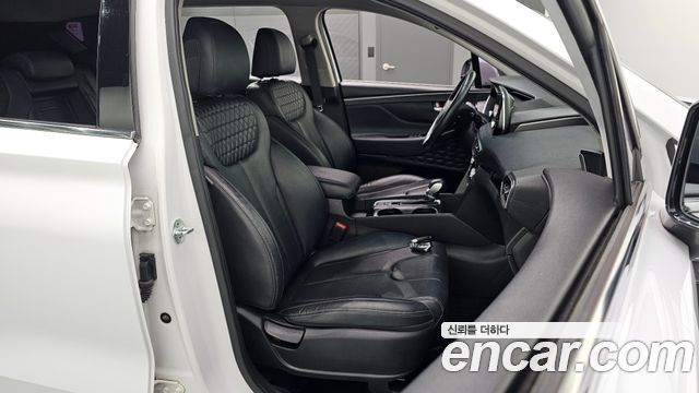 Hyundai Santafe 2019 — photo 12