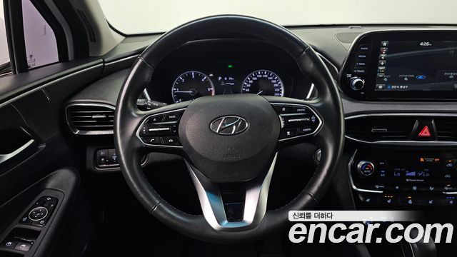 Hyundai Santafe 2019 — photo 14