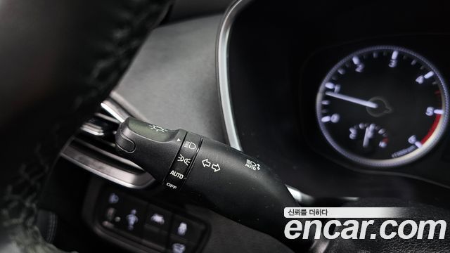 Hyundai Santafe 2019 — photo 15