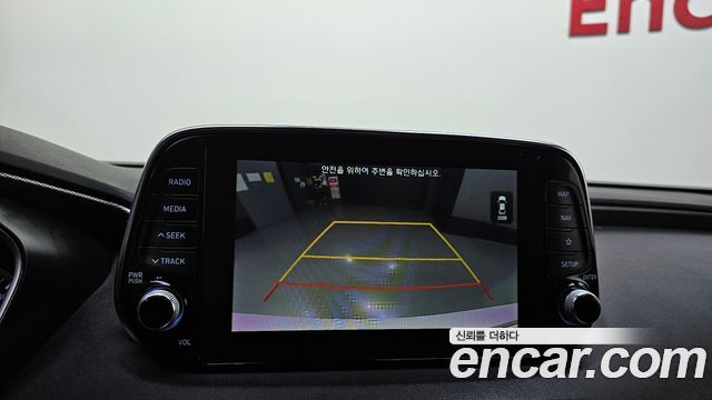 Hyundai Santafe 2019 — photo 17
