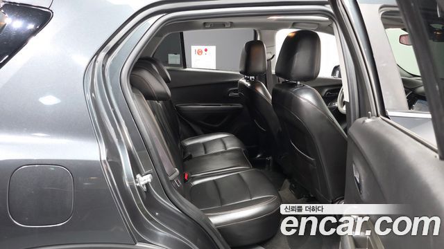 Chevrolet Korea Trax 2017 — photo 18
