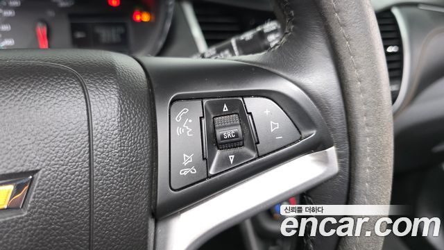 Chevrolet Korea Trax 2017 — photo 27