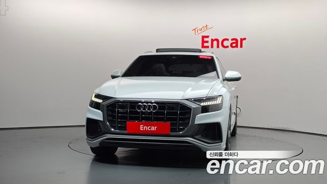 Audi Q8 2021 — photo 3