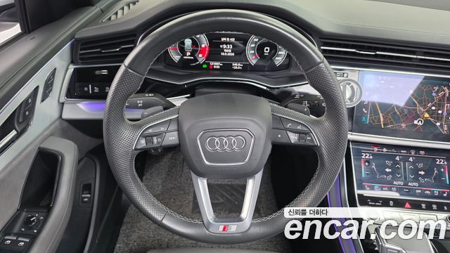 Audi Q8 2021 — photo 19