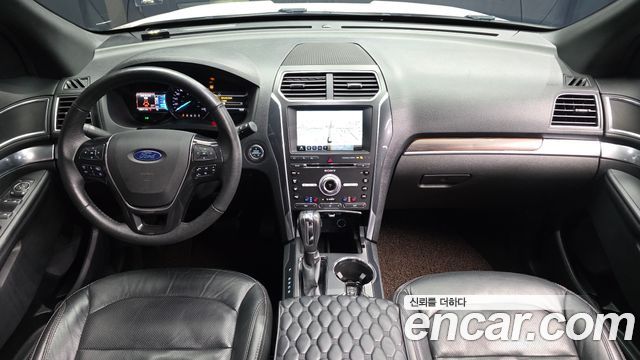 Ford Explorer 2018 — photo 7