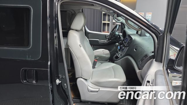 Hyundai Starex 2016 — photo 11