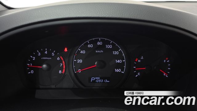 Hyundai Starex 2017 — photo 8