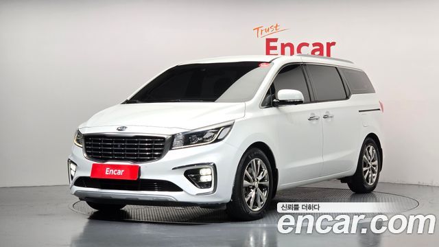 Kia Canival 2019 — photo 1