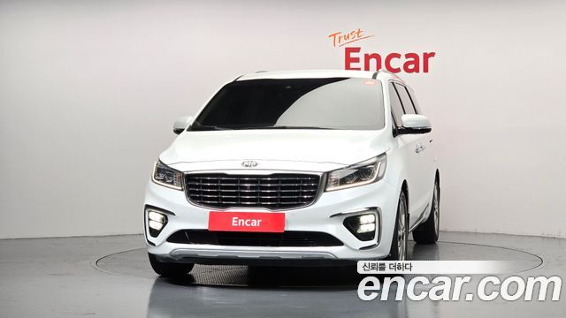 Kia Canival 2019 — photo 3