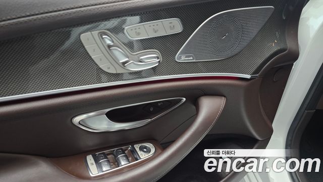 Mercedes-Benz CLS-Class 2019 — photo 26