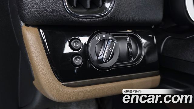 Mini Countryman 2019 — photo 18