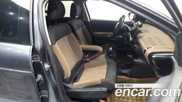 Citroën / DS C4 CACTUS 2017 — photo 11