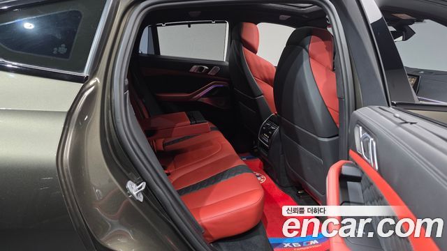 BMW X6M 2023 — photo 18