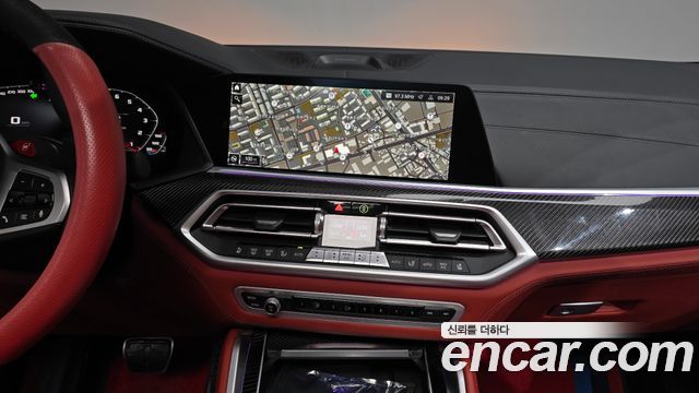 BMW X6M 2023 — photo 20