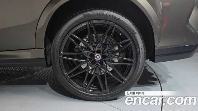 BMW X6M 2023 — photo 7