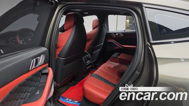 BMW X6M 2023 — photo 16