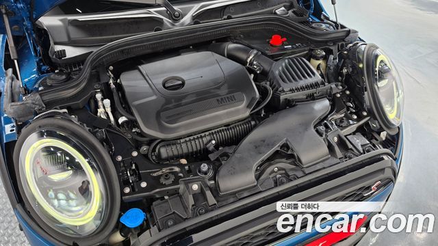 Mini Cooper 2023 — photo 6