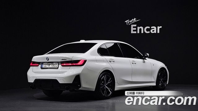 BMW 3-Series 2024 — photo 2