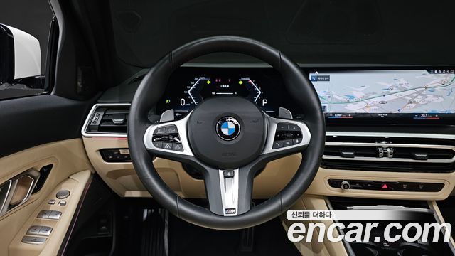 BMW 3-Series 2024 — photo 18