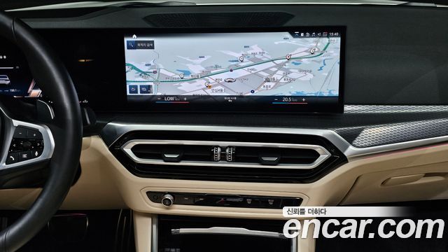 BMW 3-Series 2024 — photo 19