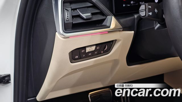 BMW 3-Series 2024 — photo 22