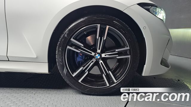 BMW 3-Series 2024 — photo 7
