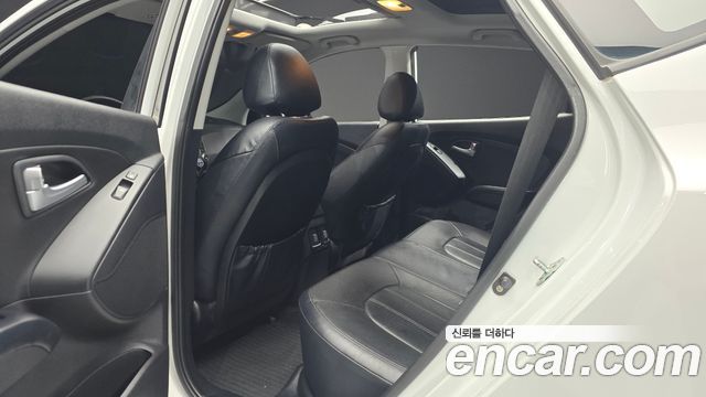 Hyundai Tucson 2014 — photo 11