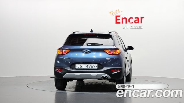 Kia Stonic 2019 — photo 4