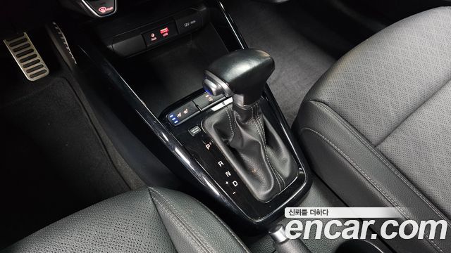 Kia Stonic 2019 — photo 12